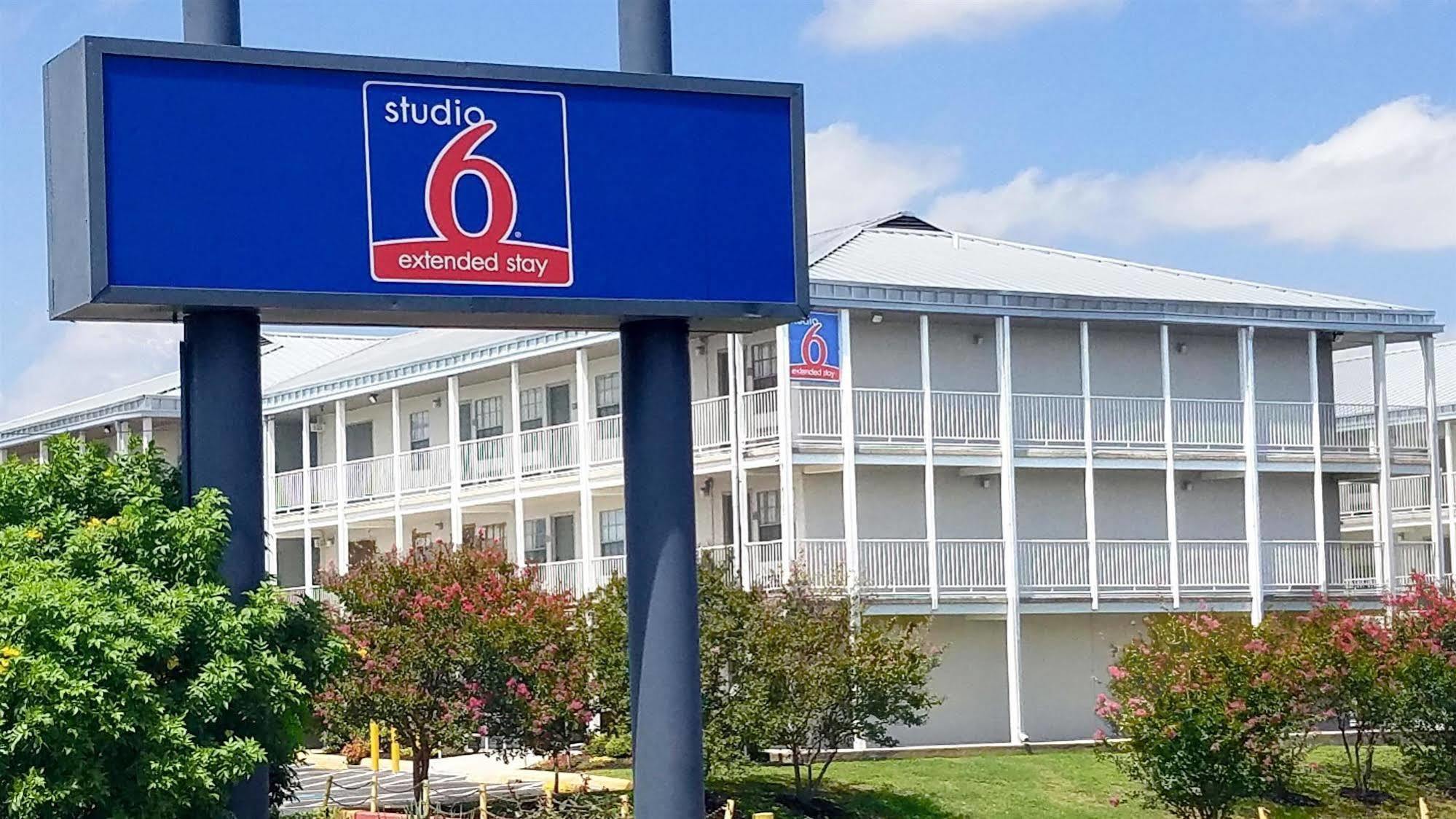 Studio 6-San Antonio, Tx - Lackland Afb Экстерьер фото